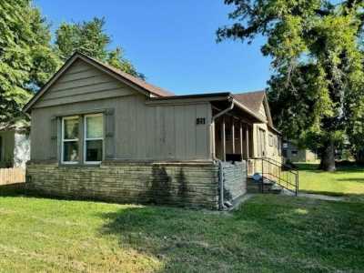 Home For Sale in Winfield, Kansas