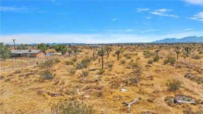 Residential Land For Sale in Phelan, California