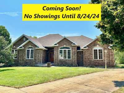 Home For Sale in Nixa, Missouri