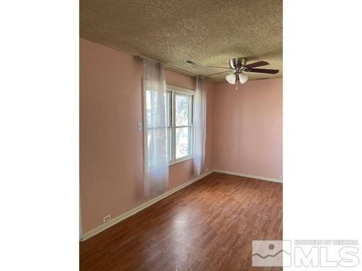 Picture of Home For Sale in Hawthorne, Nevada, United States