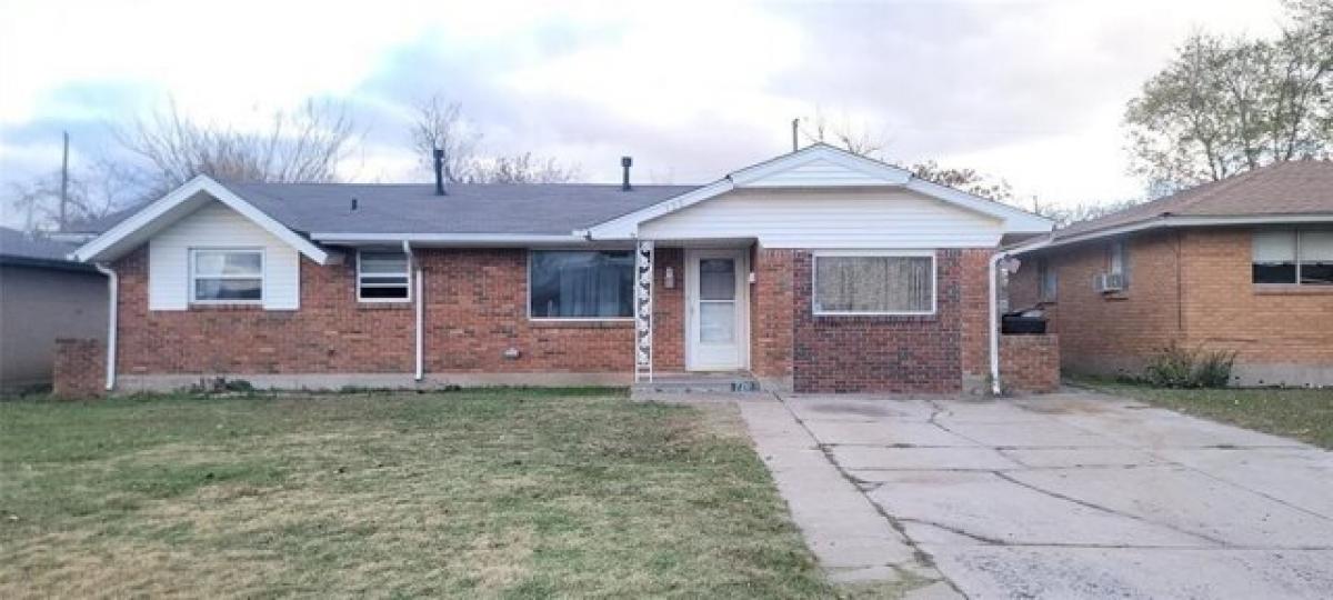 Picture of Home For Rent in Moore, Oklahoma, United States