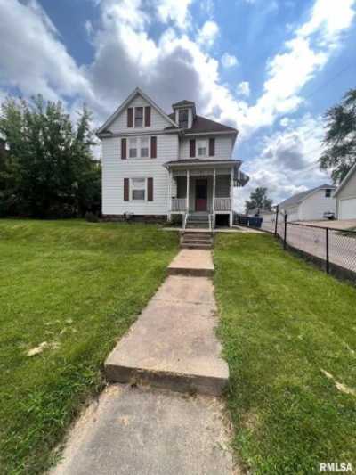 Home For Sale in Moline, Illinois