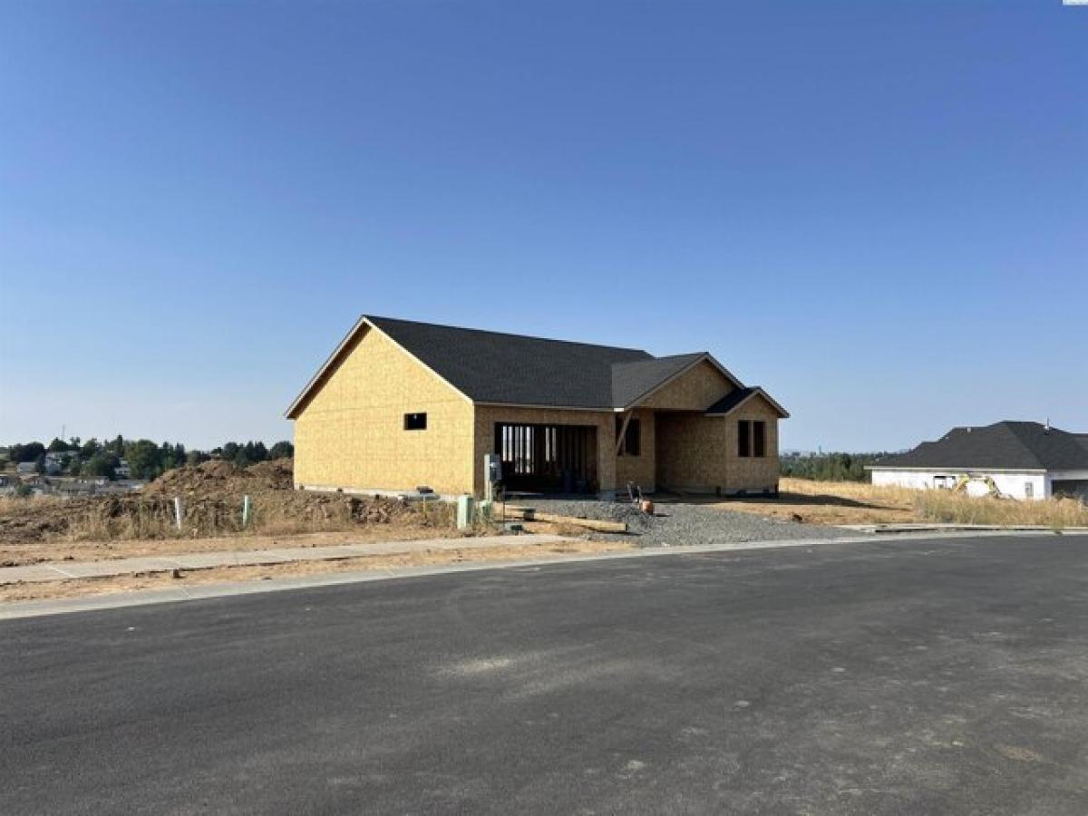 Picture of Home For Sale in Pullman, Washington, United States