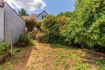 Residential Land For Sale in Portland, Oregon