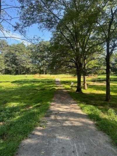 Residential Land For Sale in Alpharetta, Georgia