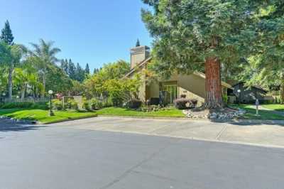 Home For Sale in Gold River, California