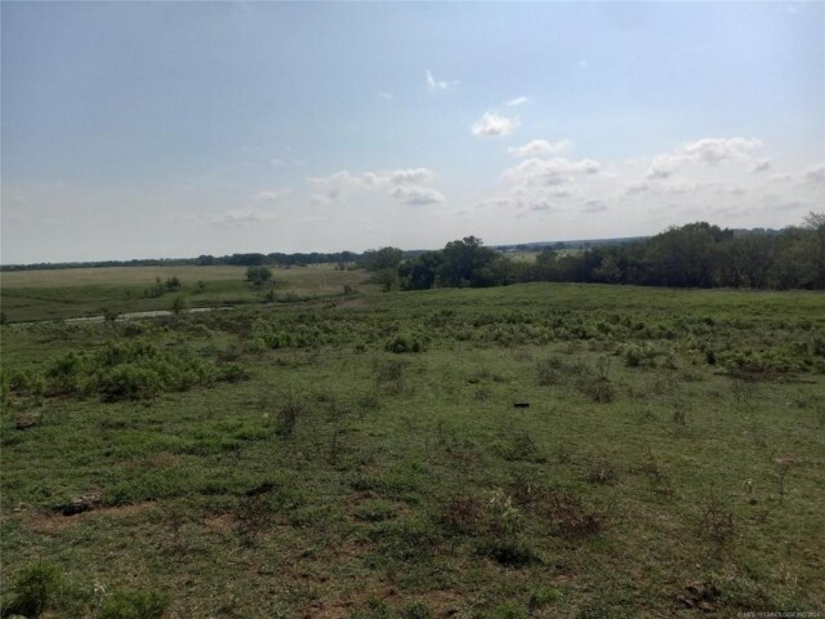 Picture of Residential Land For Sale in Stigler, Oklahoma, United States