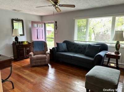 Home For Rent in Hampton Bays, New York