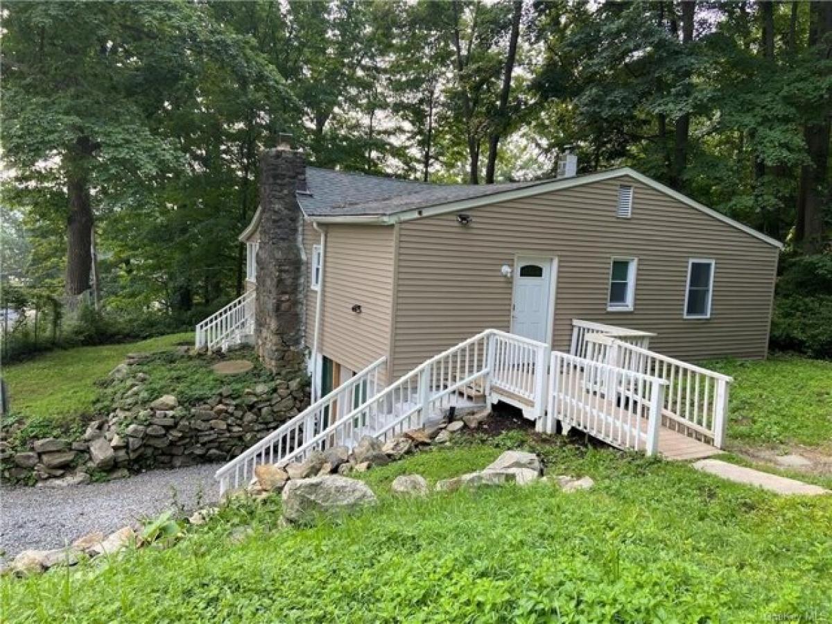 Picture of Home For Rent in Carmel, New York, United States