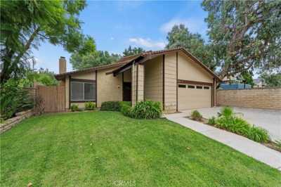 Home For Rent in Valencia, California