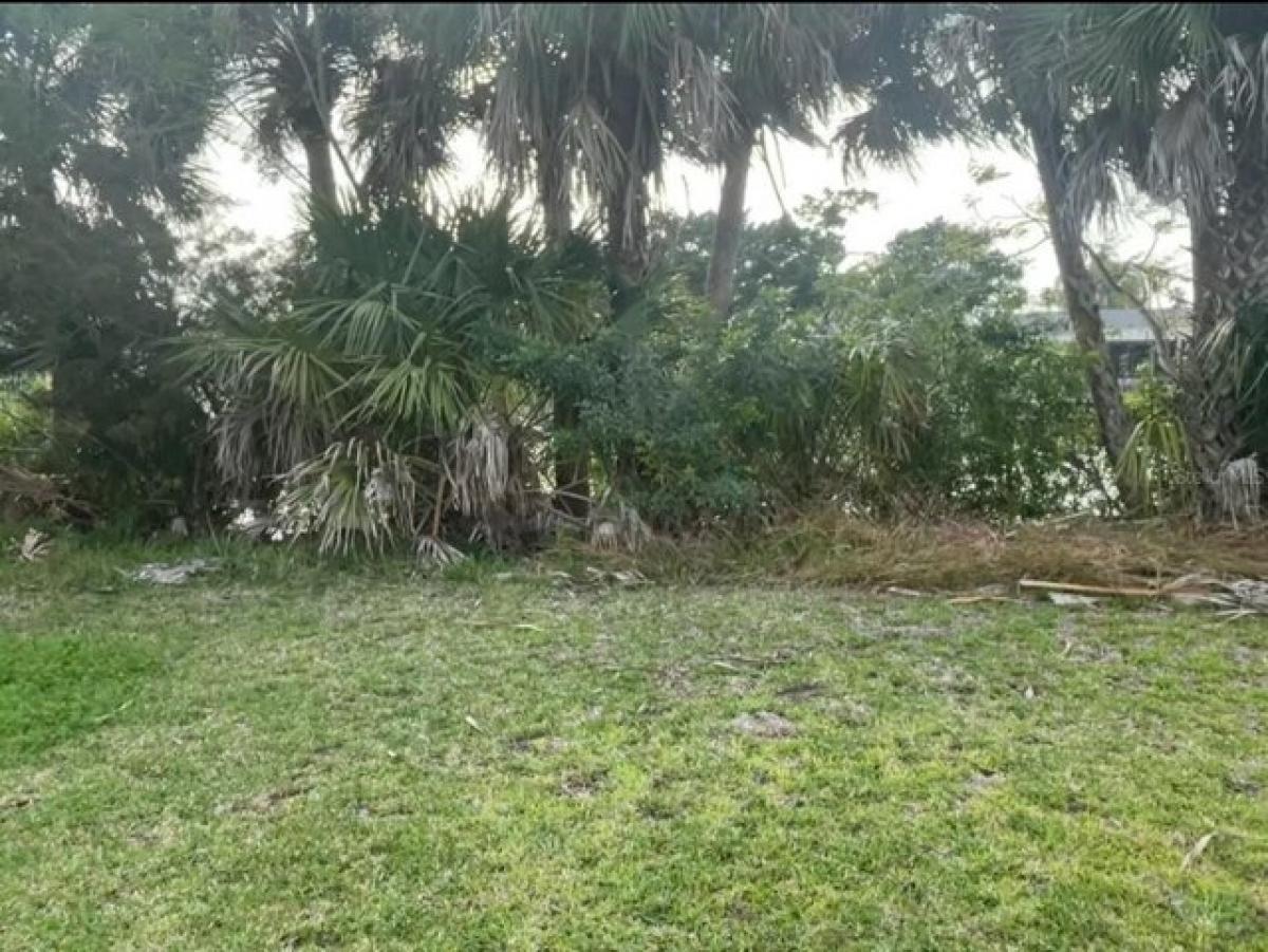 Picture of Residential Land For Sale in Hernando Beach, Florida, United States