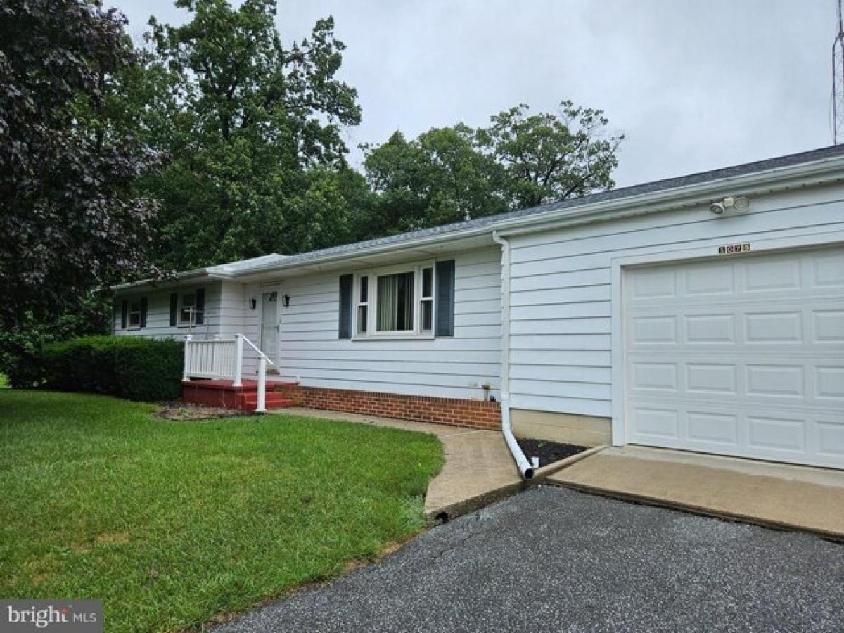 Picture of Home For Sale in Westminster, Maryland, United States