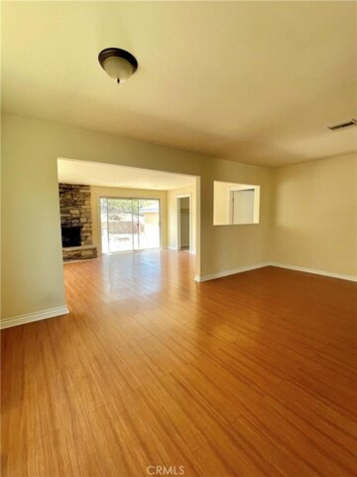 Picture of Home For Rent in Sunland, California, United States