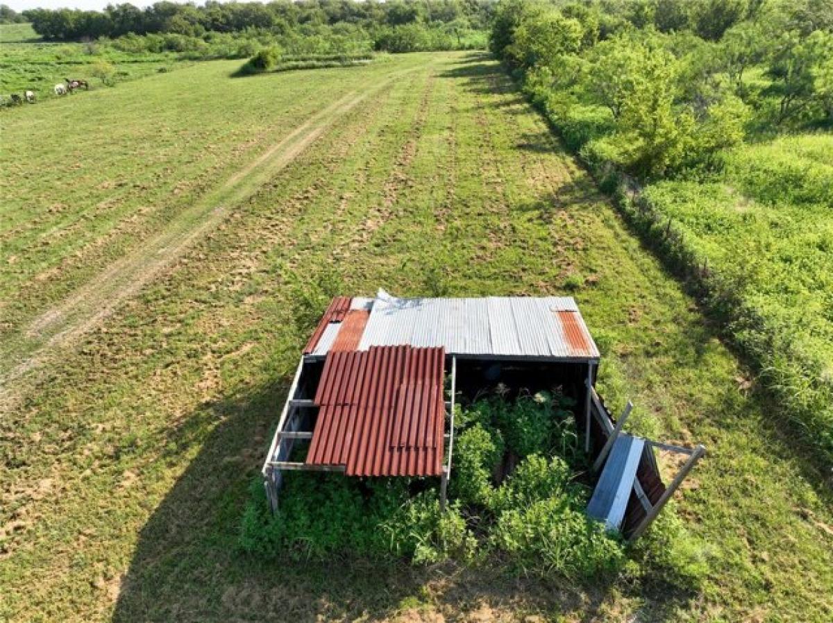 Picture of Home For Sale in Kaufman, Texas, United States