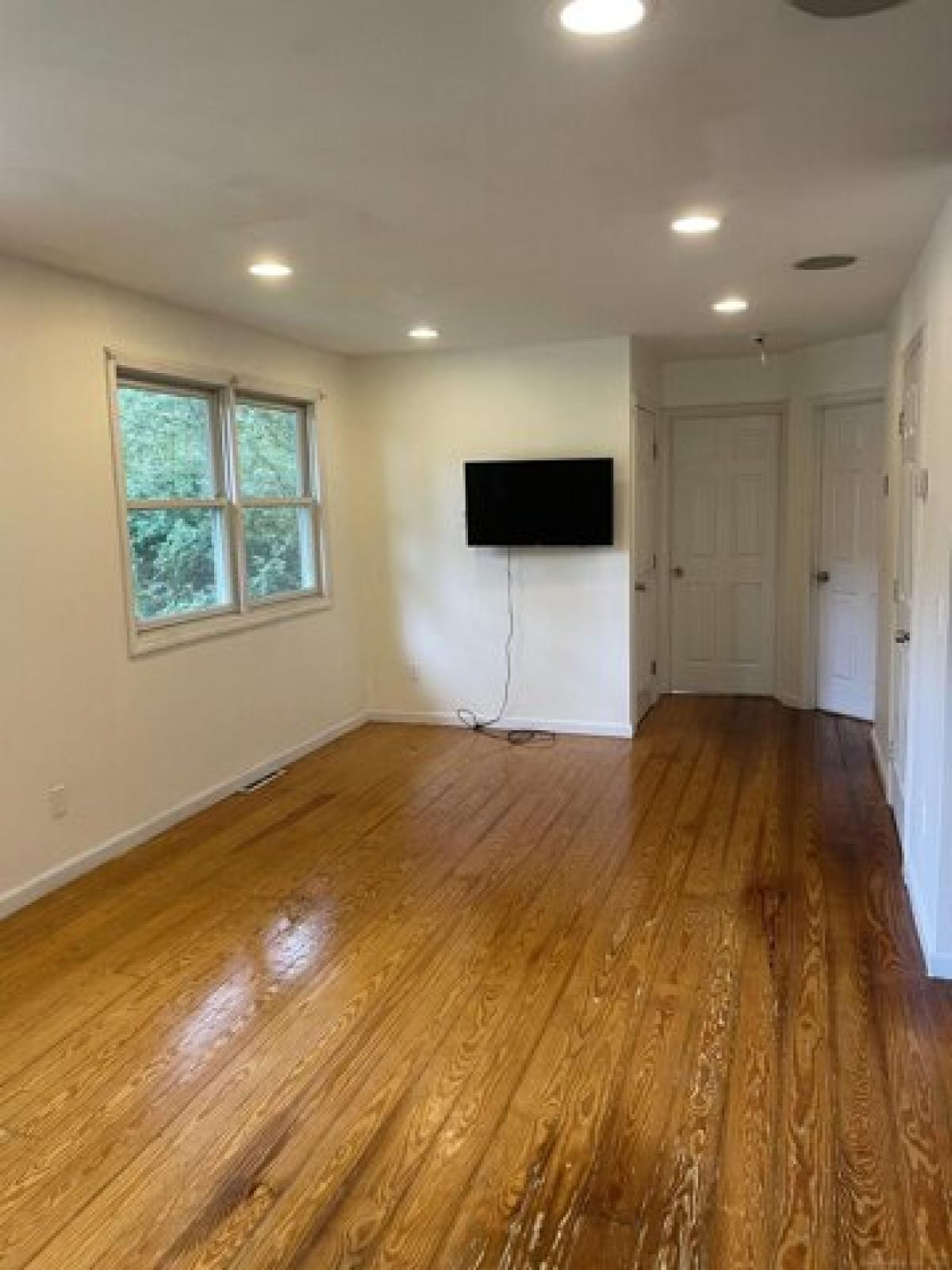 Picture of Home For Rent in New Fairfield, Connecticut, United States