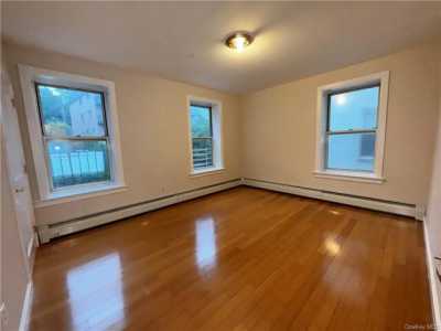 Home For Rent in Yonkers, New York