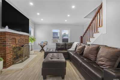 Home For Sale in Lynbrook, New York