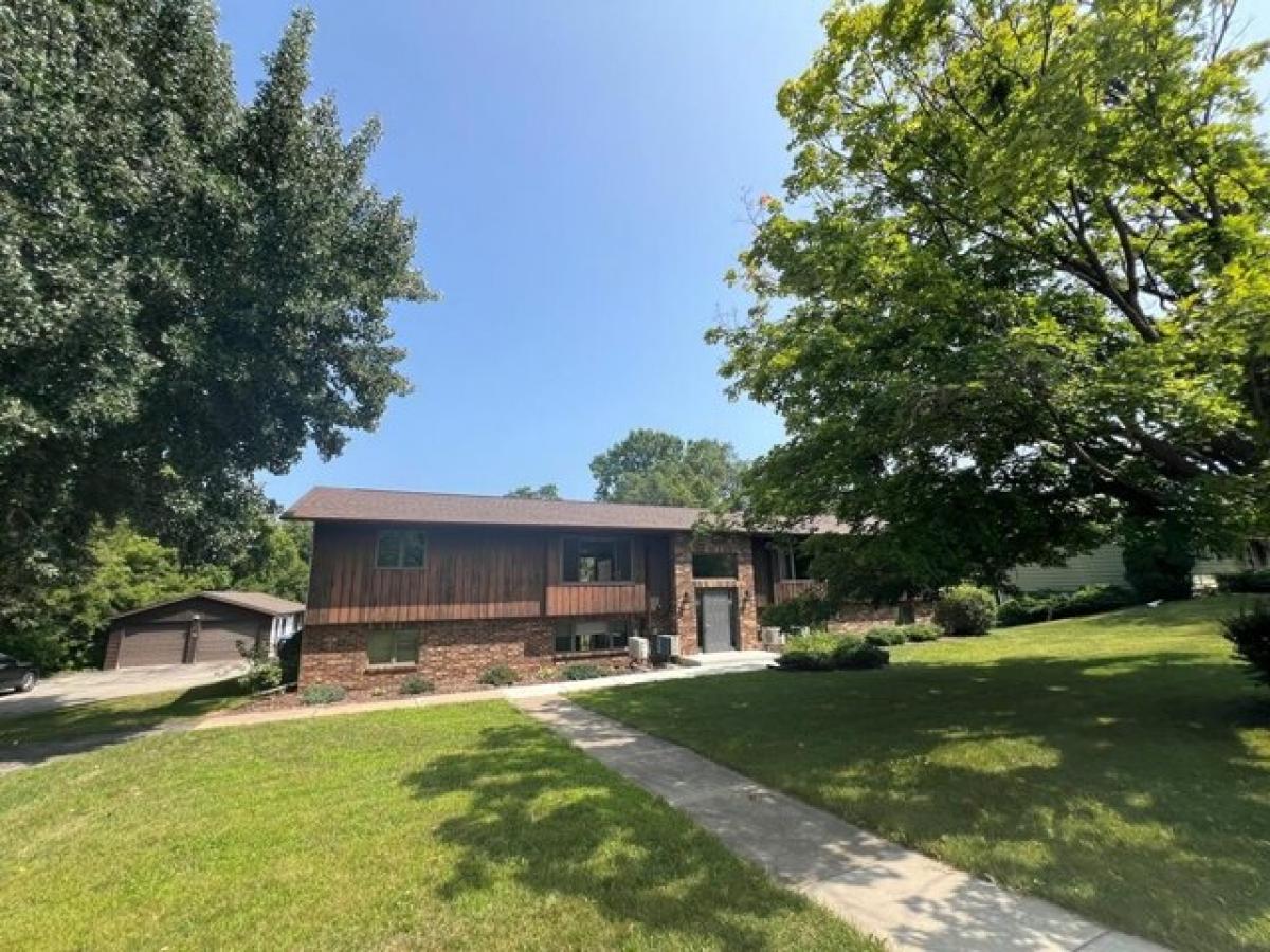 Picture of Home For Sale in Sturgeon Bay, Wisconsin, United States