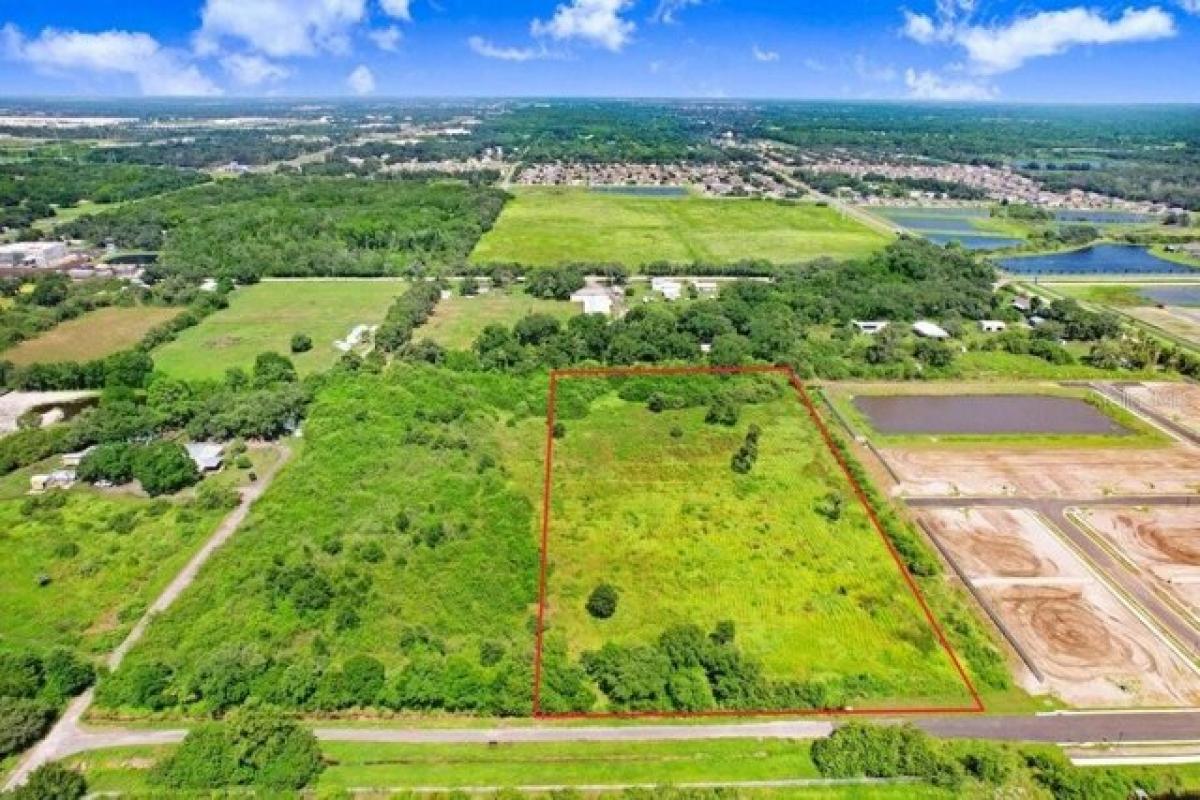 Picture of Residential Land For Sale in Ruskin, Florida, United States