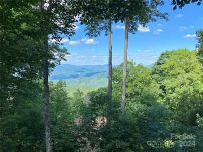 Home For Sale in Burnsville, North Carolina