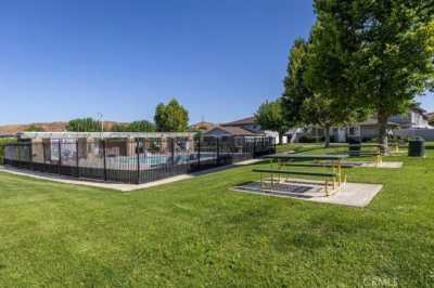 Home For Sale in Saugus, California