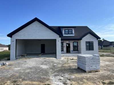 Home For Sale in Greenbrier, Arkansas