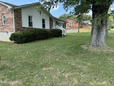 Home For Sale in New Castle, Kentucky