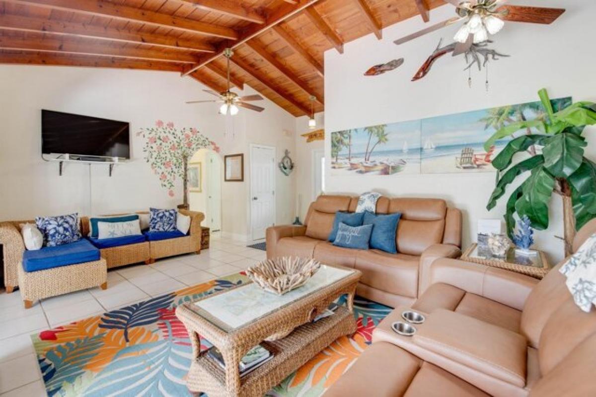 Picture of Home For Sale in Big Pine Key, Florida, United States