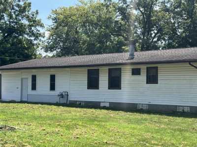 Home For Sale in Saint Elmo, Illinois