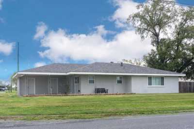 Home For Sale in Raceland, Louisiana