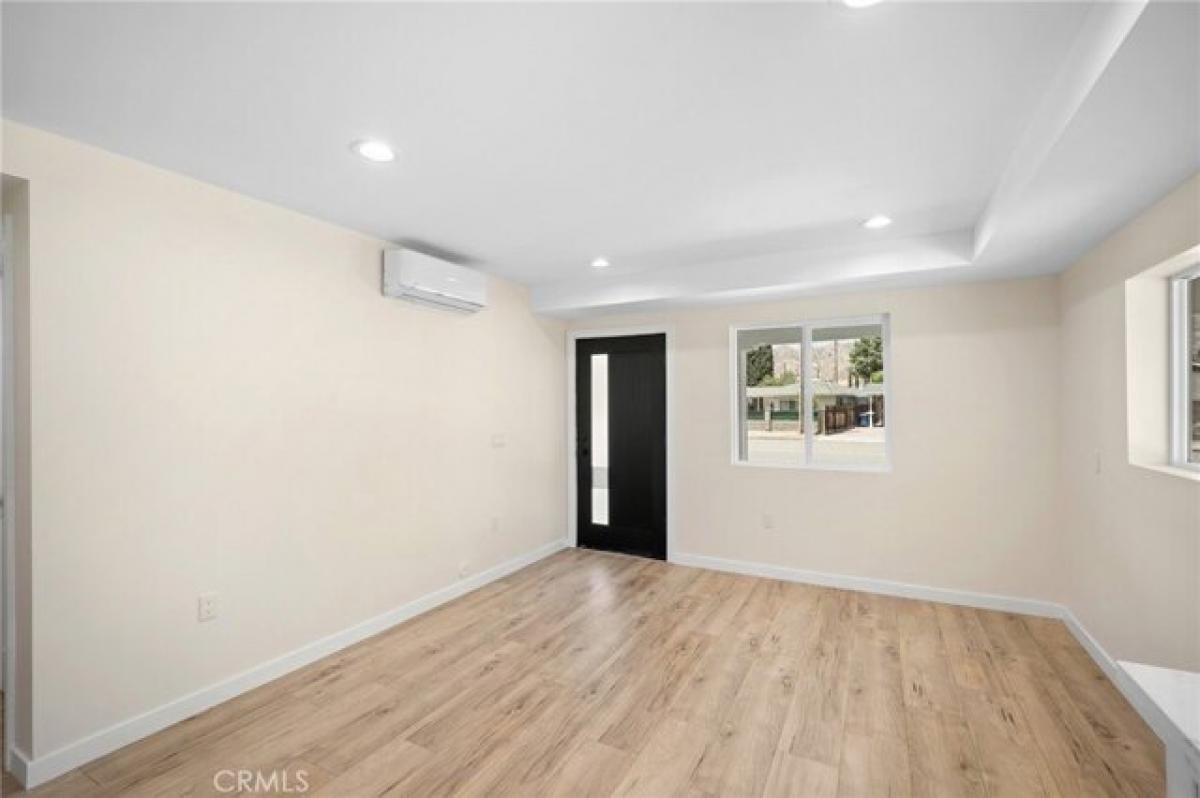 Picture of Home For Rent in Sunland, California, United States