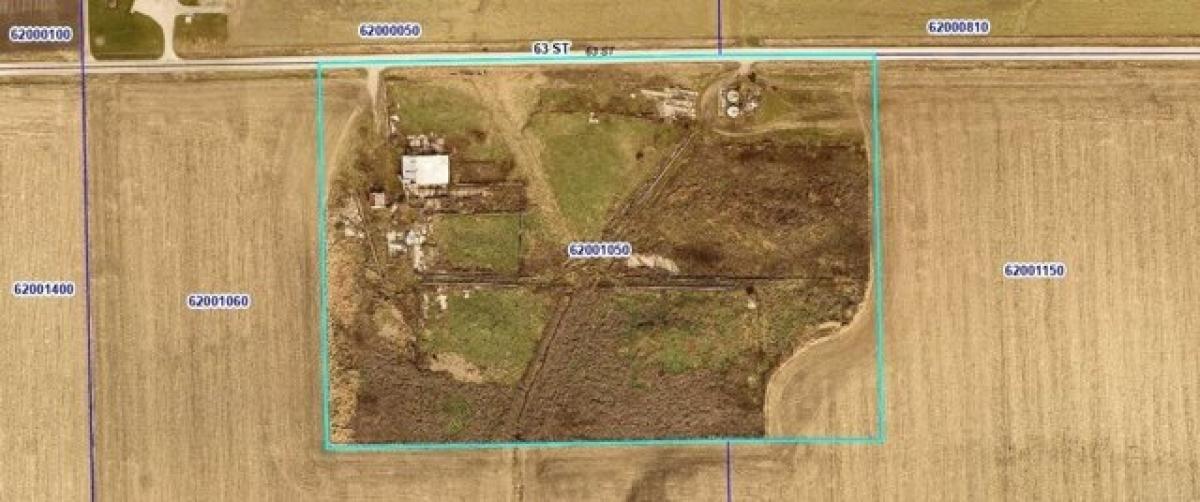 Picture of Residential Land For Sale in Dysart, Iowa, United States