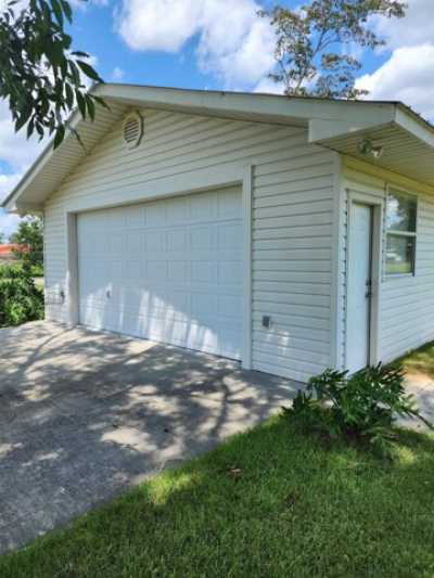 Home For Sale in Bristol, Florida