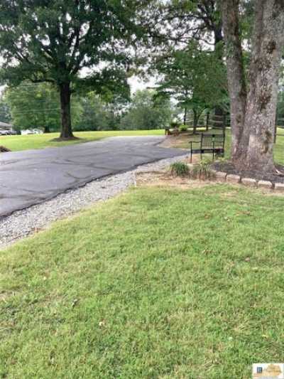 Home For Sale in Tompkinsville, Kentucky