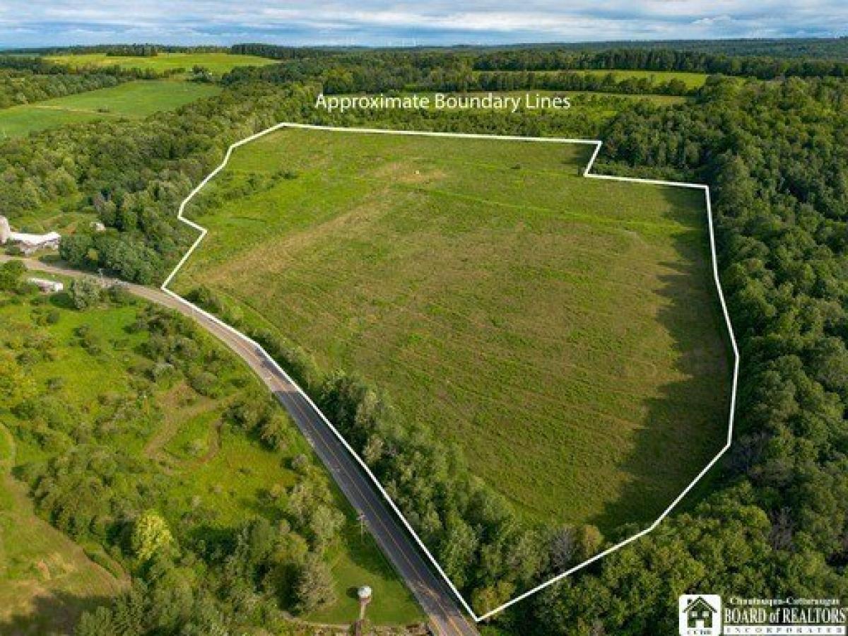 Picture of Residential Land For Sale in Sinclairville, New York, United States