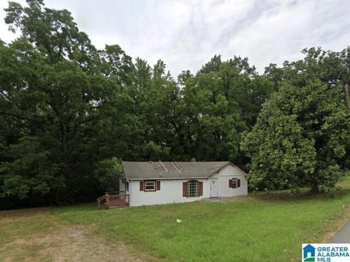 Picture of Home For Sale in Adamsville, Alabama, United States