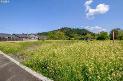 Home For Sale in Lebanon, Oregon