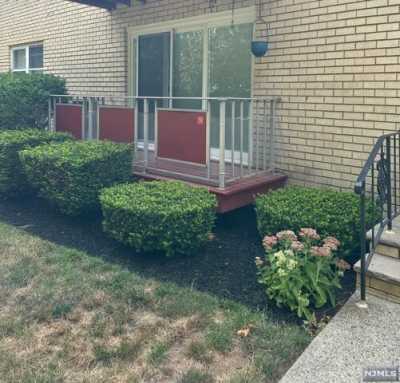 Home For Rent in Bloomfield, New Jersey