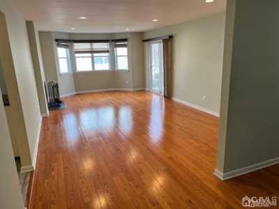 Home For Rent in Piscataway, New Jersey