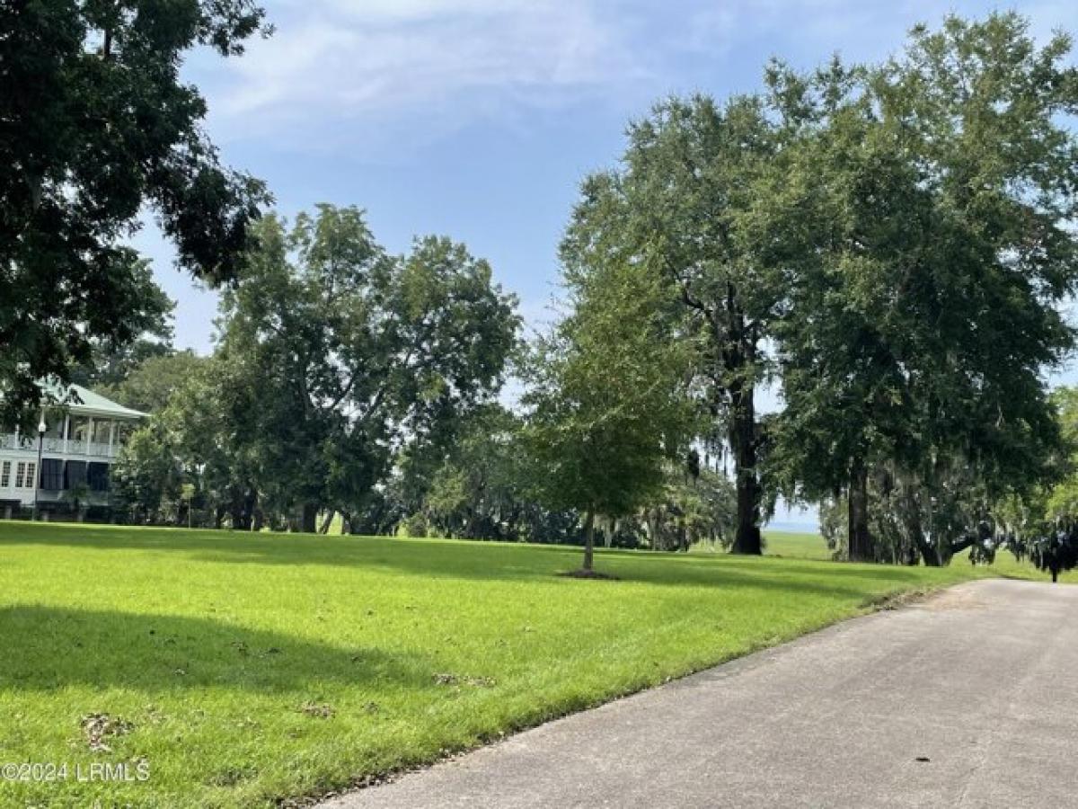 Picture of Residential Land For Sale in Beaufort, South Carolina, United States