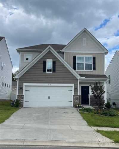 Home For Rent in Lancaster, South Carolina