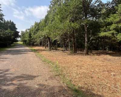 Residential Land For Sale in Fairfield, Texas