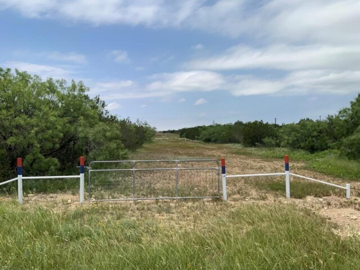 Picture of Residential Land For Sale in Millersview, Texas, United States