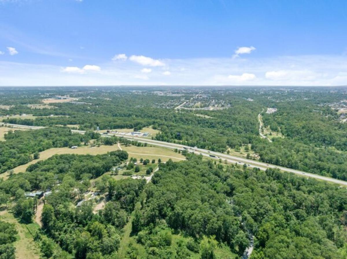 Picture of Residential Land For Sale in Bentonville, Arkansas, United States