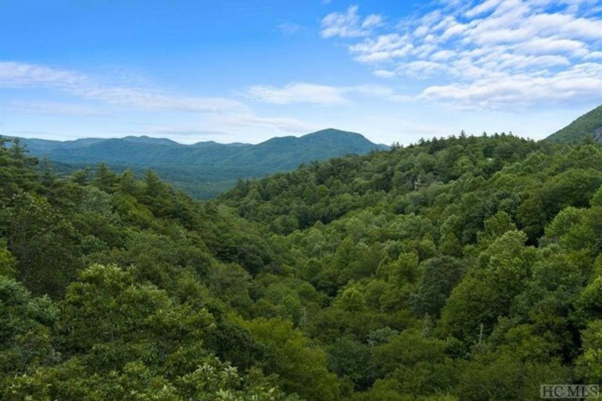 Picture of Residential Land For Sale in Highlands, North Carolina, United States