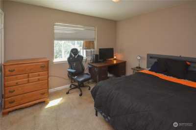 Home For Sale in Orting, Washington