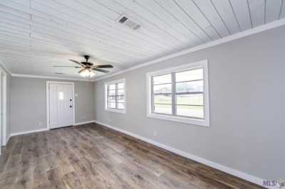 Home For Sale in Cut Off, Louisiana