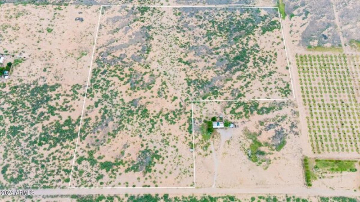 Picture of Residential Land For Sale in McNeal, Arizona, United States