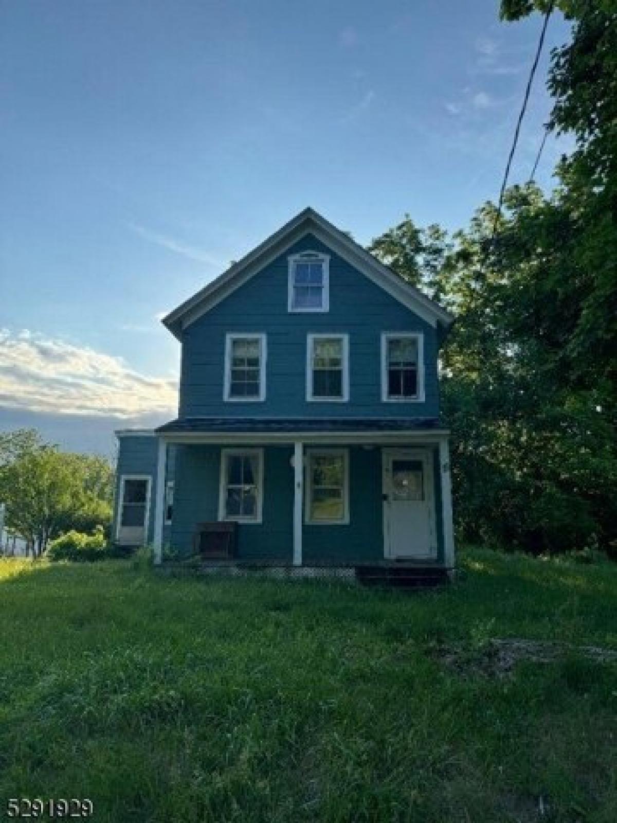 Picture of Home For Sale in Lafayette, New Jersey, United States