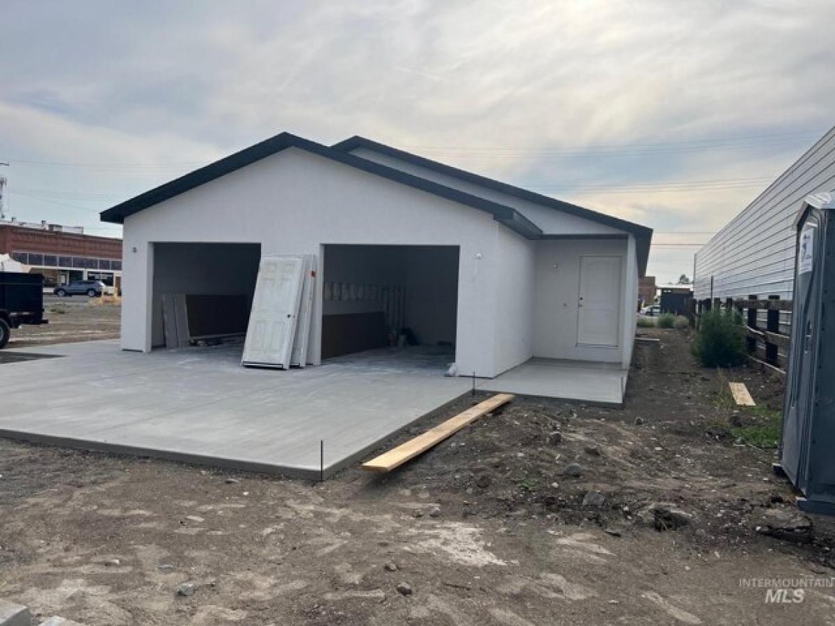 Picture of Home For Sale in Gooding, Idaho, United States